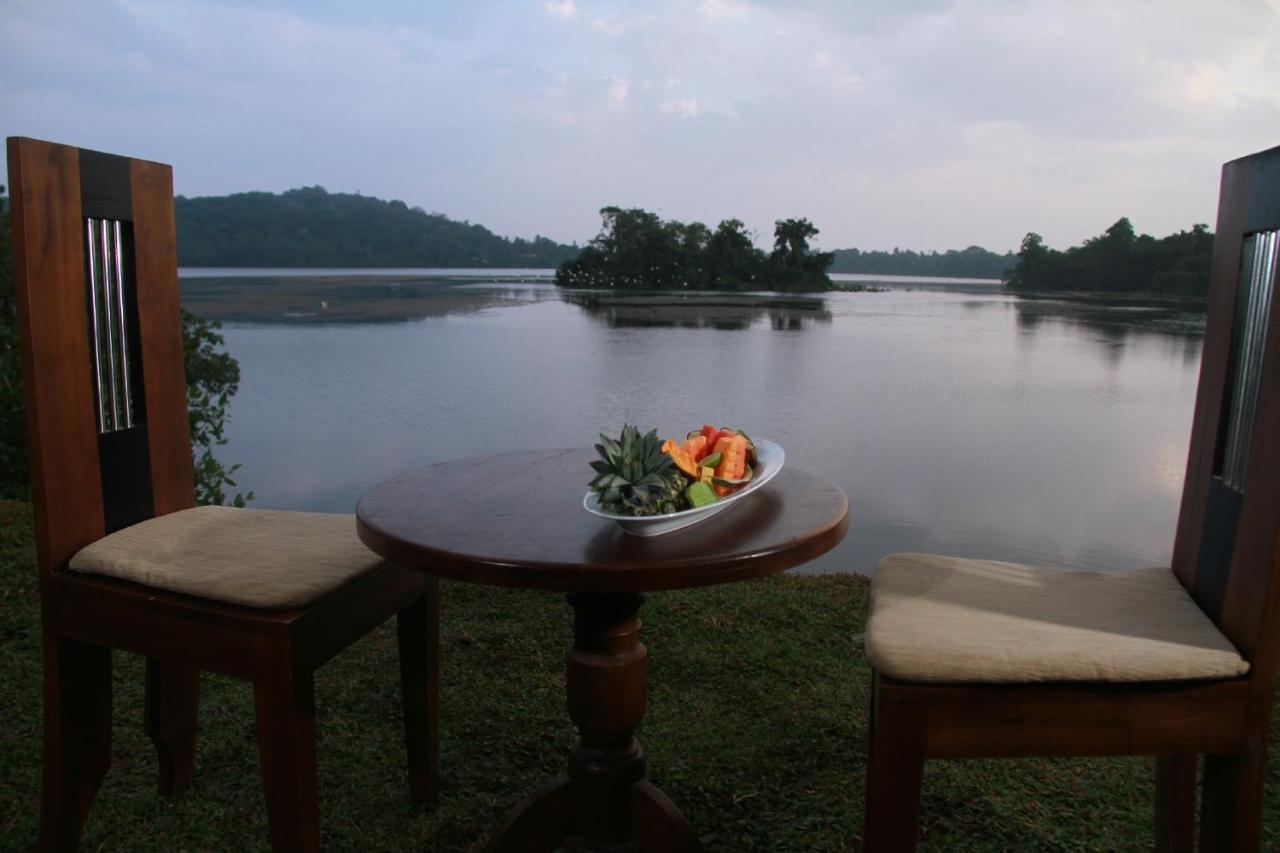 Sanu Lagoon Resort & Spa Tangalle Bagian luar foto