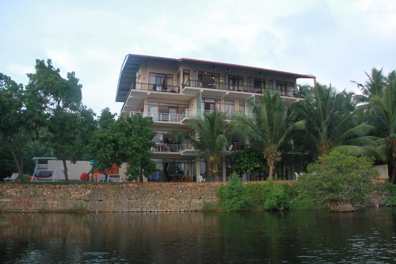 Sanu Lagoon Resort & Spa Tangalle Bagian luar foto